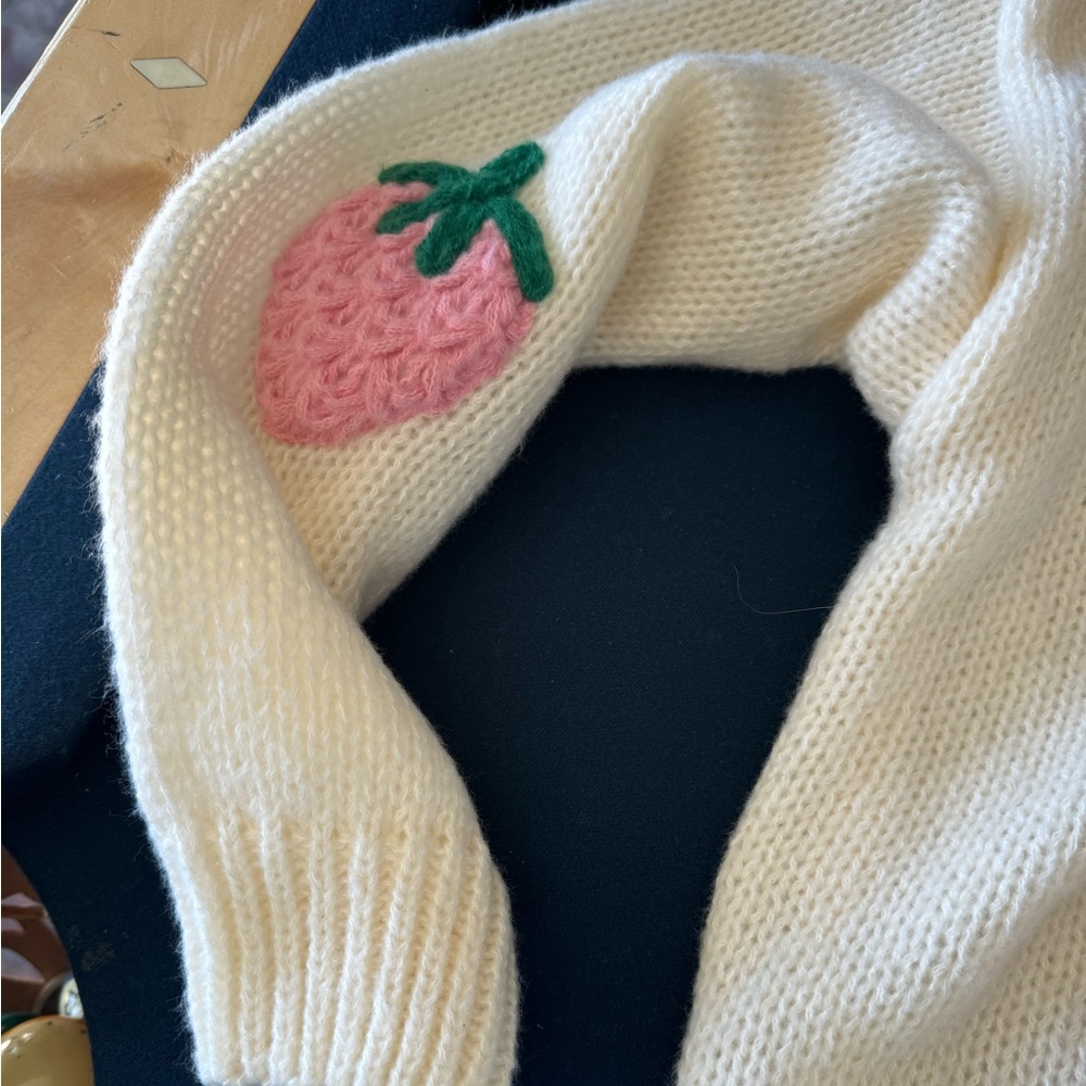 LUNA IVY cream cardigan with ADORABLE pink strawberry design! 🍓🍓soft & sweet! - Picture 9 of 12